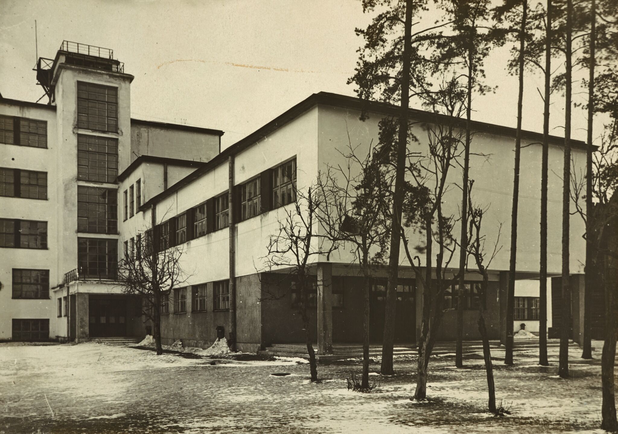 Фабрично-заводская школа № 173 в Лесном. Ленинград, Leonid Andreevsky, 1934