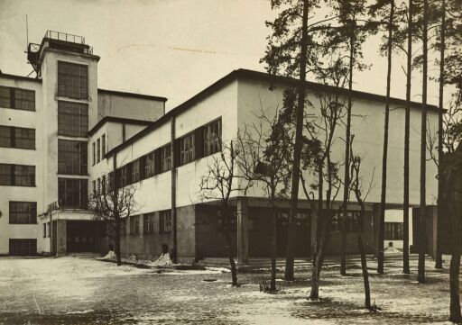 Фабрично-заводская школа № 173 в Лесном. Ленинград