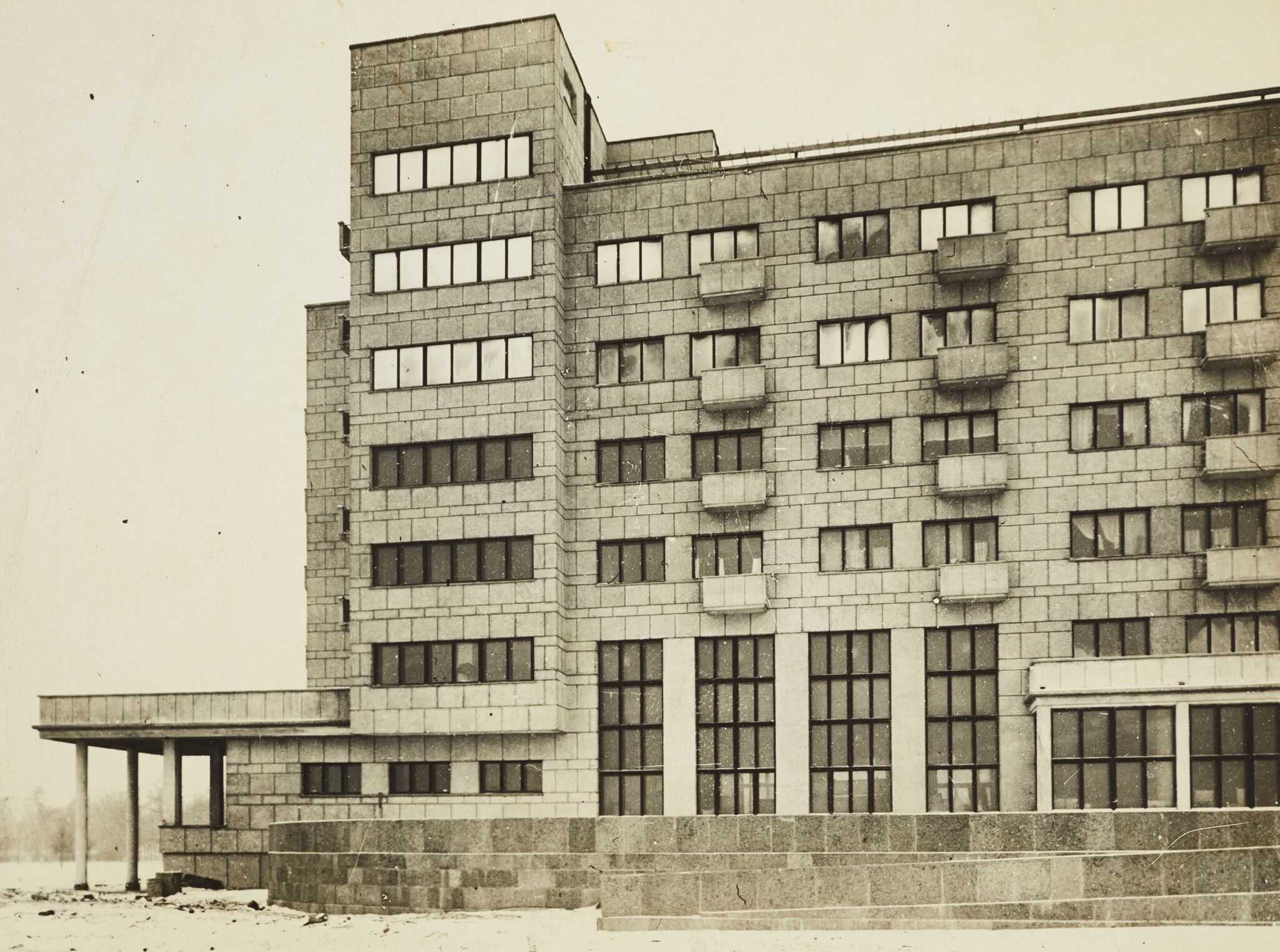 Дом Общества бывших политкаторжан. Вид с Невы. Ленинград, Leonid Andreevsky, 1934