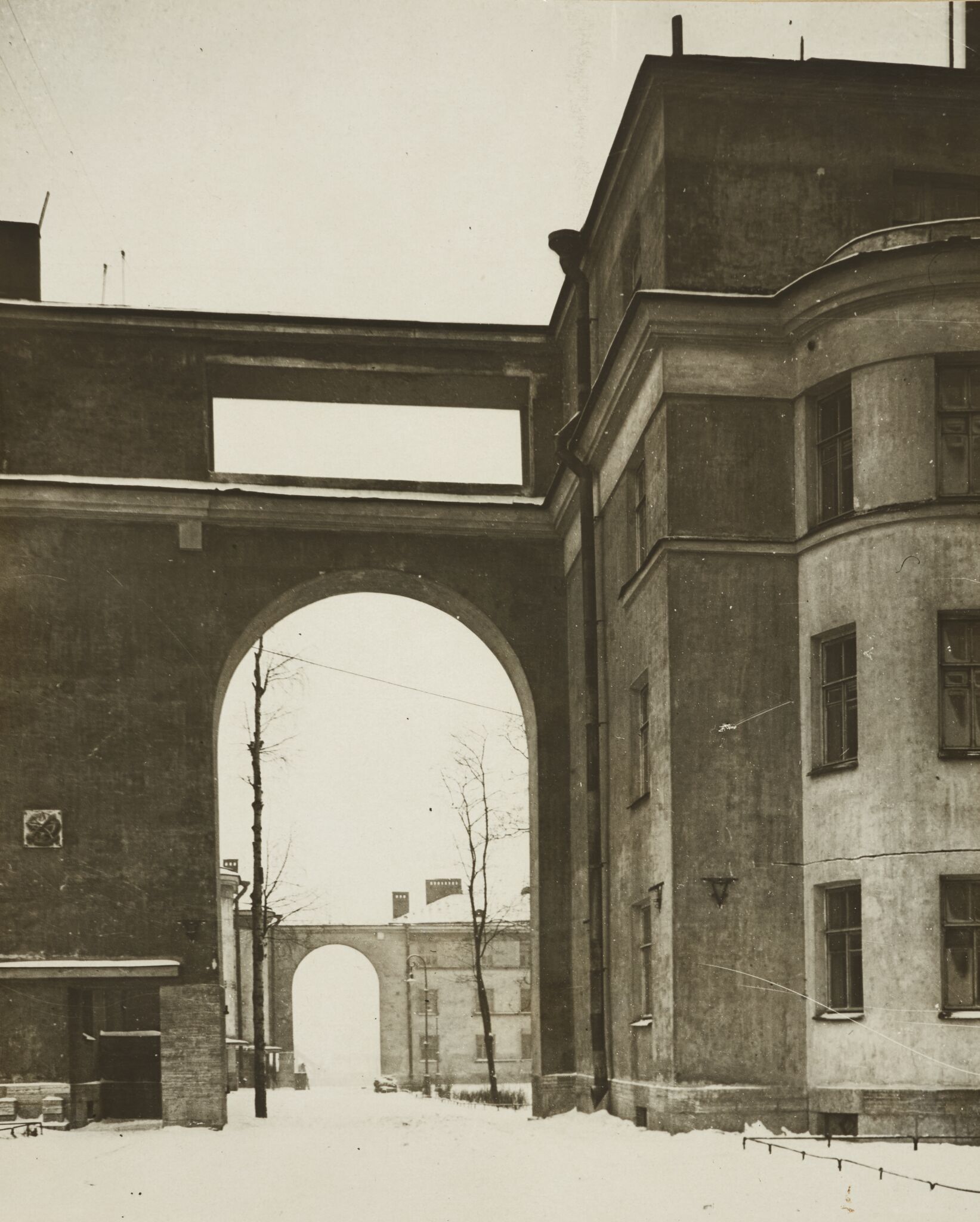 Жилой массив «Серафимовский участок». Арка. Ленинград, Leonid Andreevsky, 1934