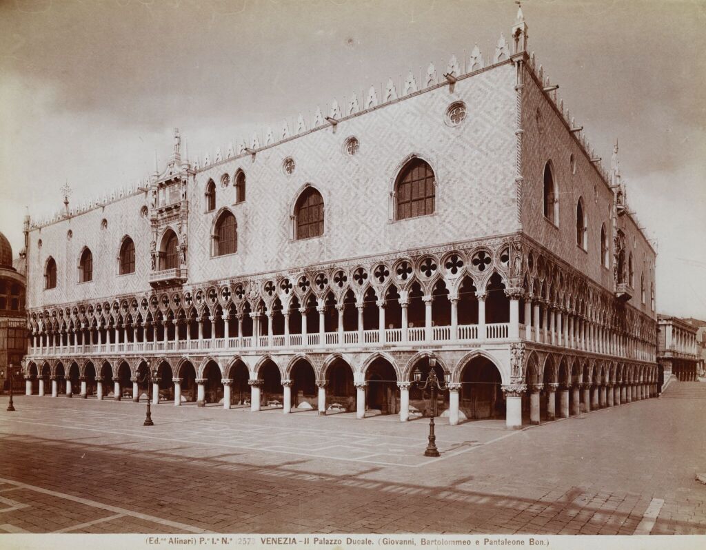 Фотография. Палаццо Дожей. Венеция