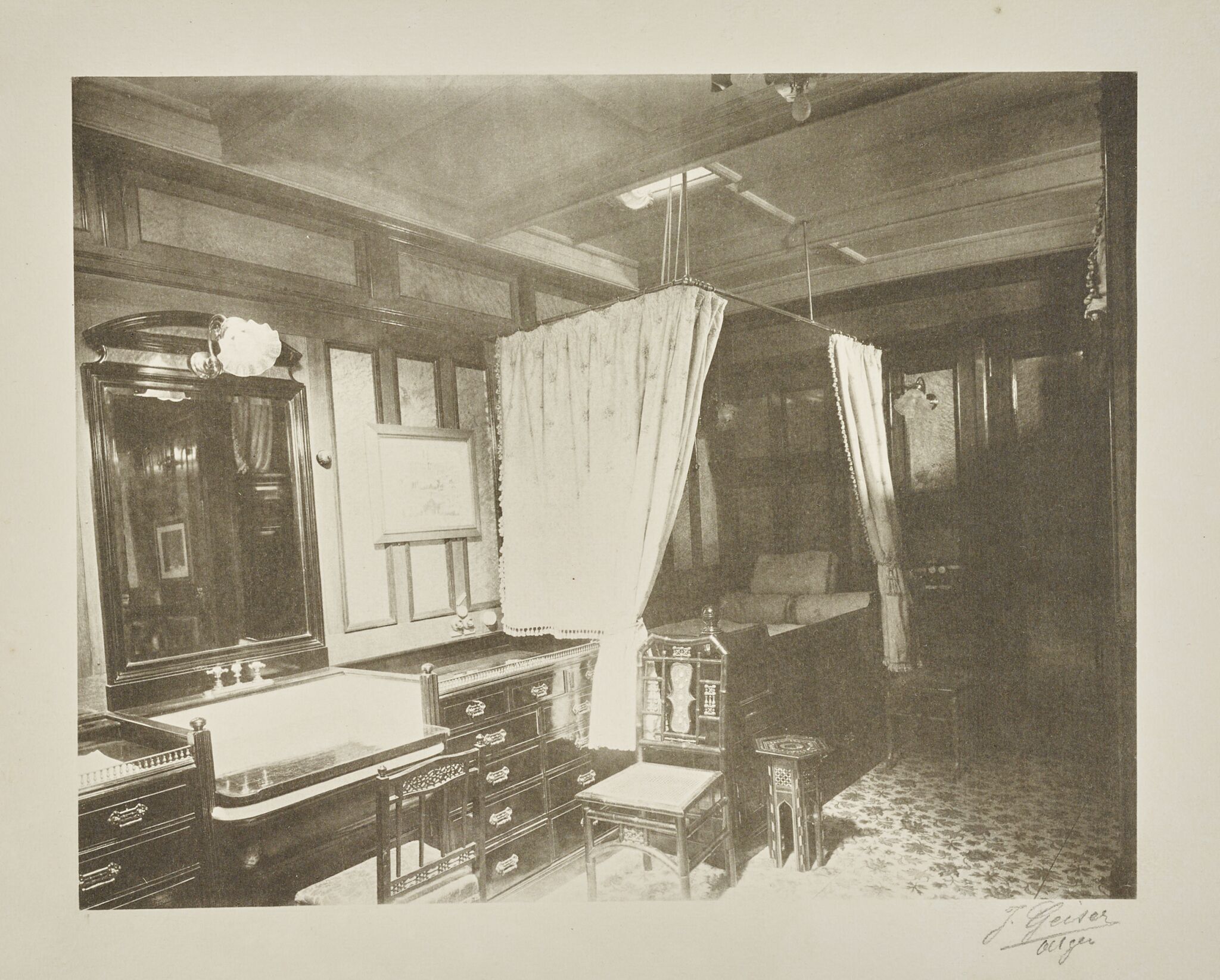 Фотография. Жилое помещение (каюта) яхты «Зарница», Zhan Geyzer, 1899