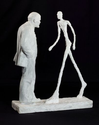 Встреча двух скульптур (Ленин и Джакометти)