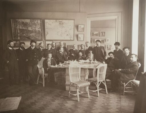 Союз русских художников. На выставке в доме Художественного общества на площади храма Христа Спасителя